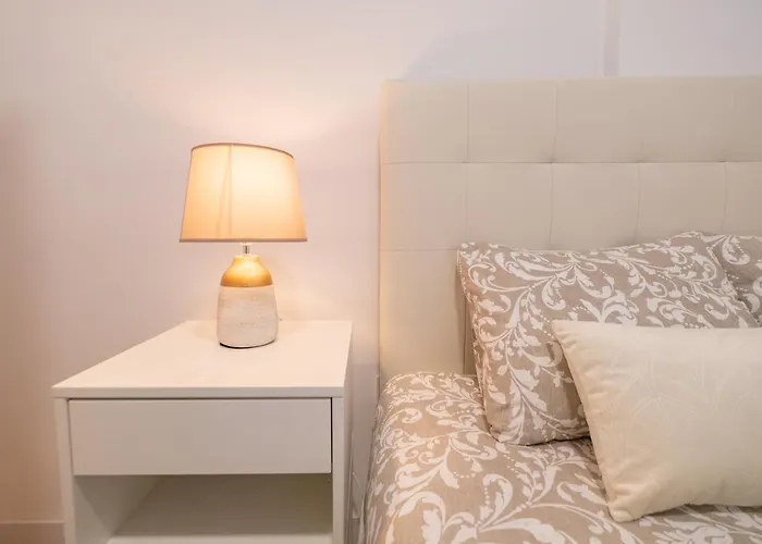 Self Check-In! Apartment In The Heart Of Malaga!